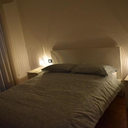 Appartamento House Promenade Santa Giulia Milano Esterno foto