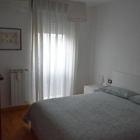 Appartamento House Promenade Santa Giulia Milano Esterno foto