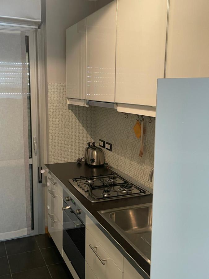 Appartamento House Promenade Santa Giulia Milano Esterno foto