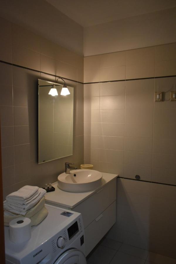 Appartamento House Promenade Santa Giulia Milano Esterno foto
