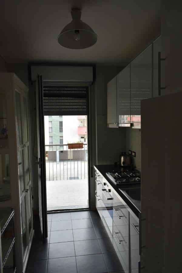 Appartamento House Promenade Santa Giulia Milano Esterno foto